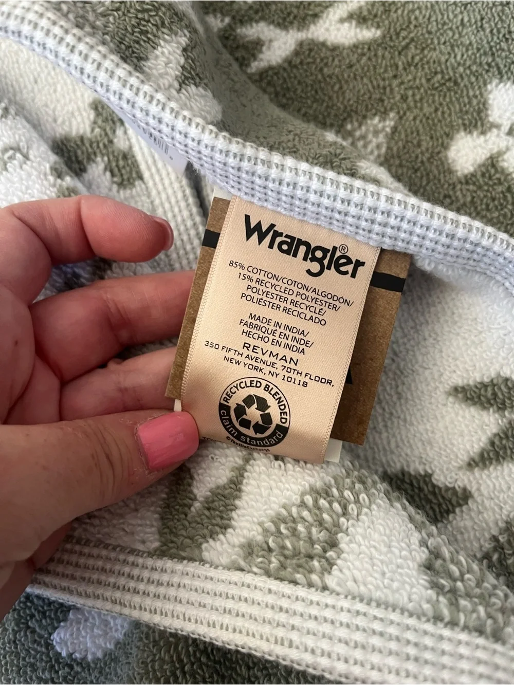 Wrangler Quick Dry Green & White Geometric Bath and Hand Towels